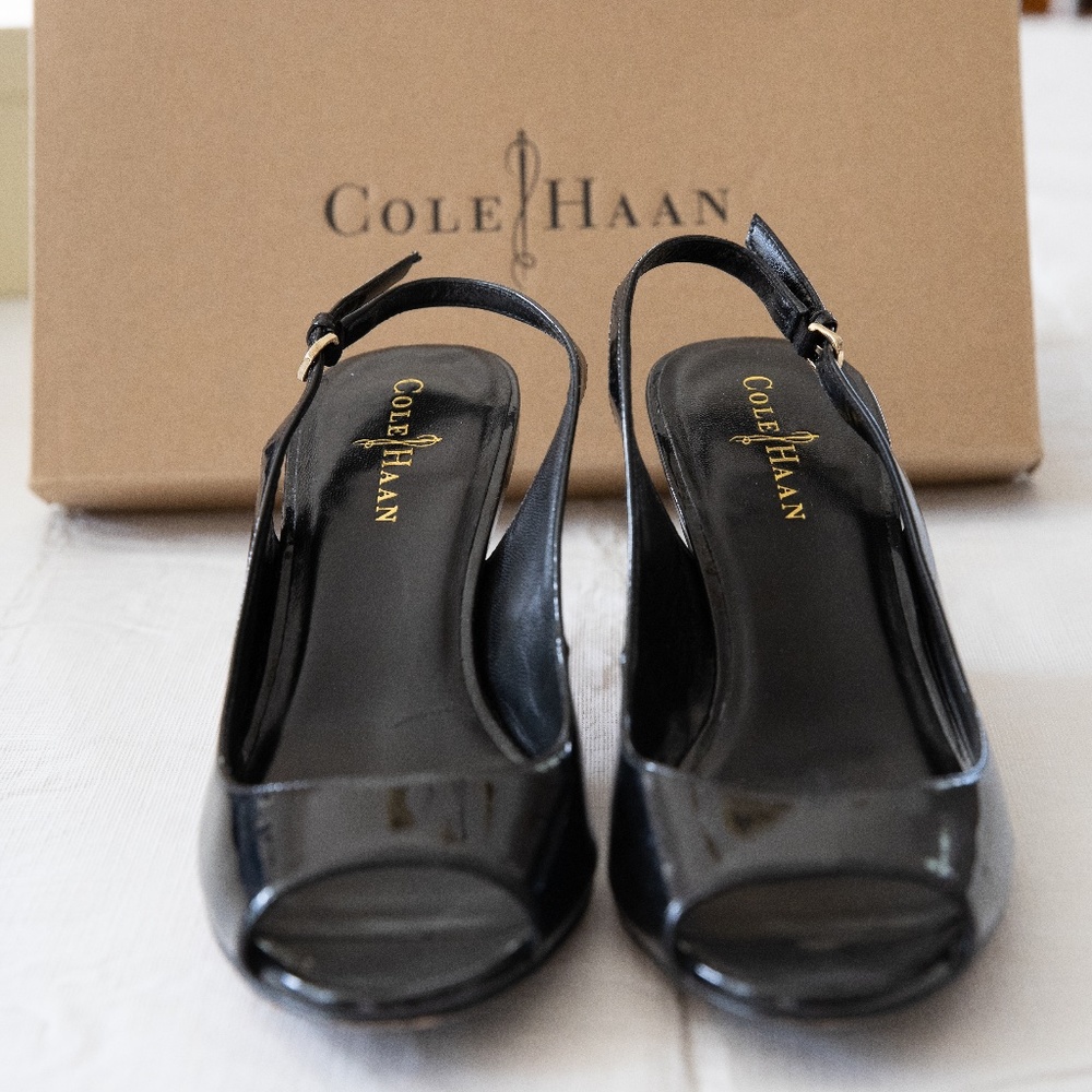 Cole Haan Patent Leather Open Toe Heals 8AA
